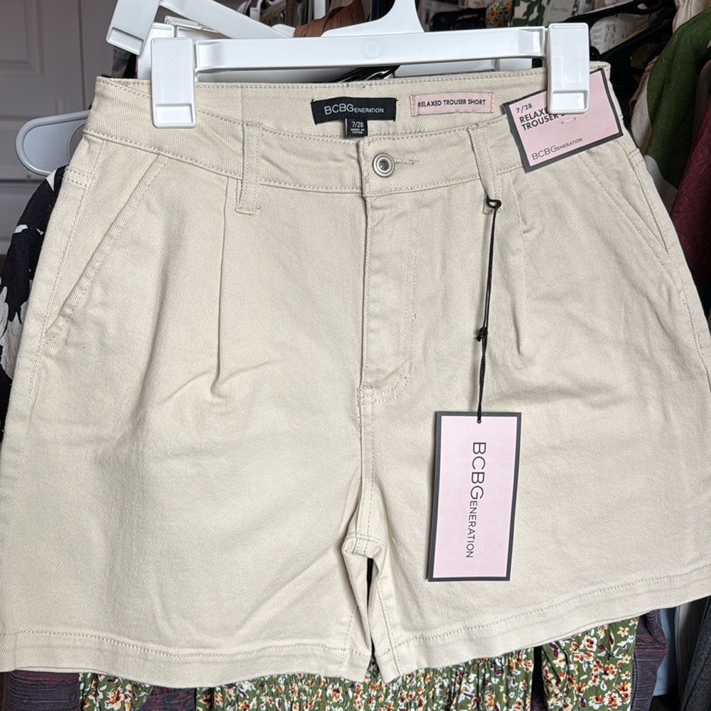 NWT BCBGeneration relaxed trouser shorts bundle Sz 7 - Picture 8 of 12